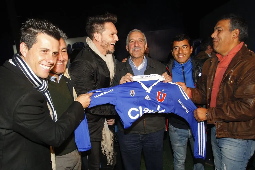 Rafa Olarra en el museo de los 90 años de la U | Photosport