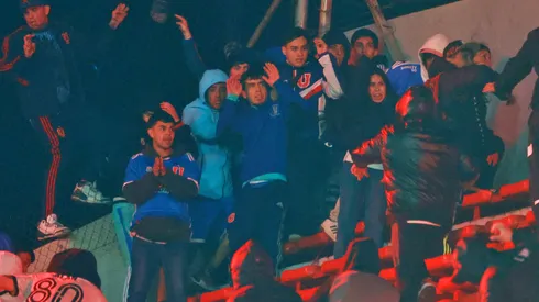 Los hinchas de la U fueron masacrados en su tribuna.