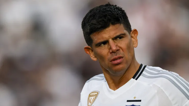 La decisión que toma Hugo González por Esteban Pavez en su interinato en Colo Colo.