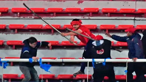 Los hinchas de la U sufrieron una verdadera masacre en Avellaneda.