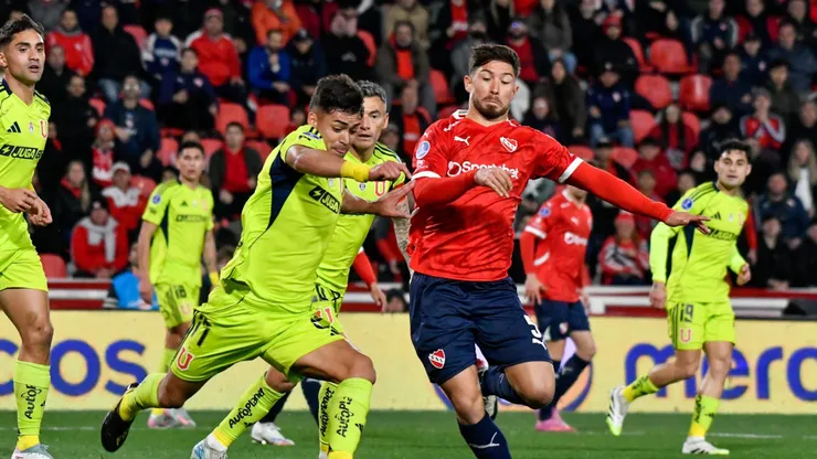 El partido entre Independiente y Universidad de Chile seguirá, pero en el escritorio de la Conmebol.