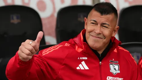 Almirón ya no es más entrenador de Colo Colo
