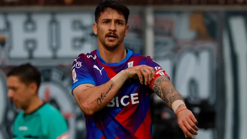 Fernando Zampedri, el goleador de Universidad Católica, quiere dejar su huella en el Claro Arena.