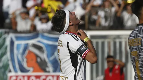 El músico es un reconocido hincha de Colo Colo y no soportó la igualdad ante Palestino.