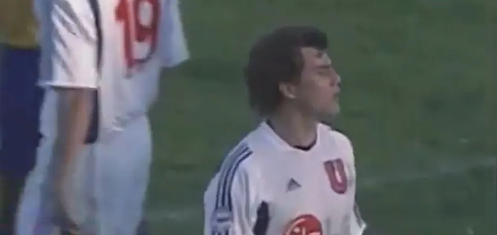 Ezequiel Amaya jugó en la U de Chile durante la temporada 2004. Fotografía: captura Youtube.