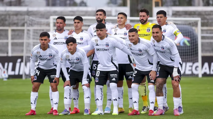 Colo Colo busca entrenador.