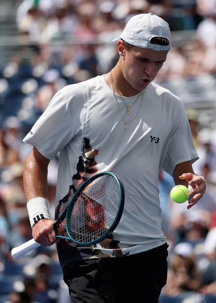 Jakub Mensik en su debut en el US Open ante Nicolás Jarry (Getty Images).