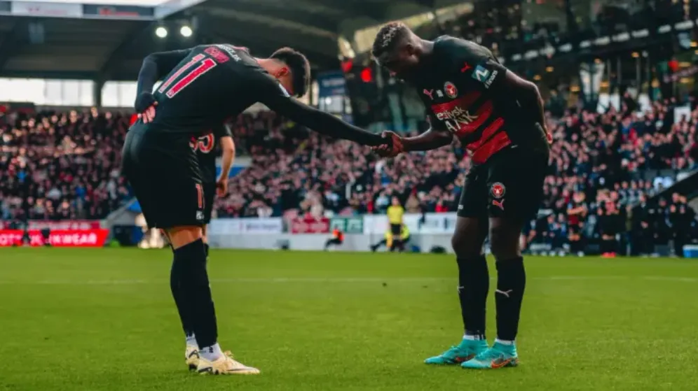 Darío Osorio y Franculino Djú se llevan muy bien. (Foto: Midtjylland).