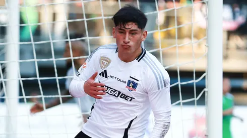 Francisco Marchant festeja el gol que le anotó al Audax Italiano.