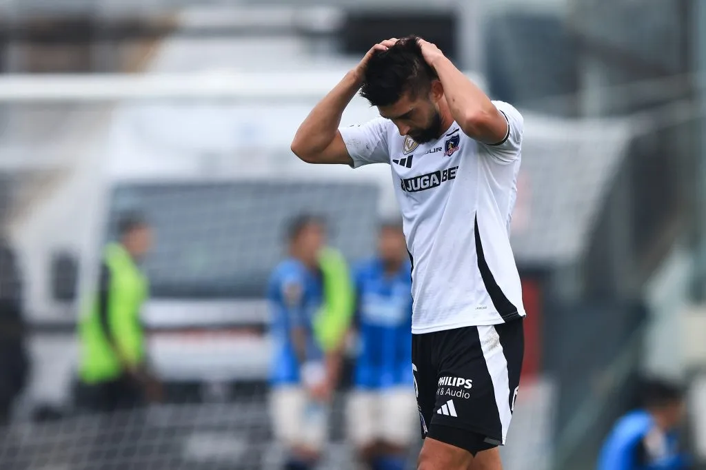 Emiliano Amor tuvo otro partido flojo en el Cacique y no podrá estar ante Universidad de Chile. (Felipe Zanca/Photosport).