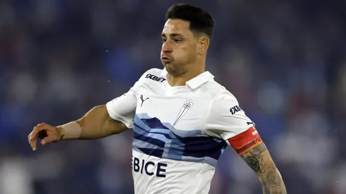 Zampedri salió lesionado en el partido entre la UC y Unión Española