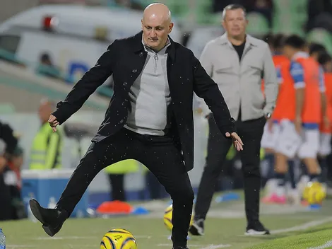 Fuerte candidato a DT de Colo Colo no deja que le metan jugadores