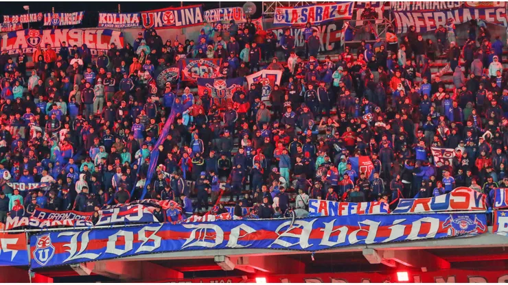 Los hinchas de la U lo pasaron pésimo en Avellaneda.