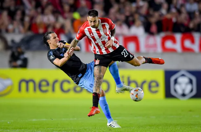 Javier Correa en Estudiantes de La Plata. (Marcelo Endelli/Getty Images).