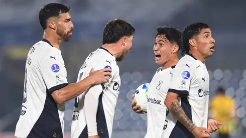 Tras los hechos ocurridos en Avellaneda, los chilenos del "Rojo" viven duros momentos.