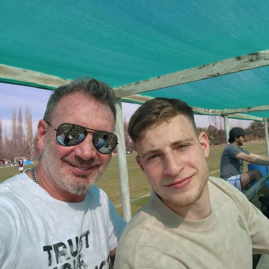 Barti papá junto a Bruno Barti