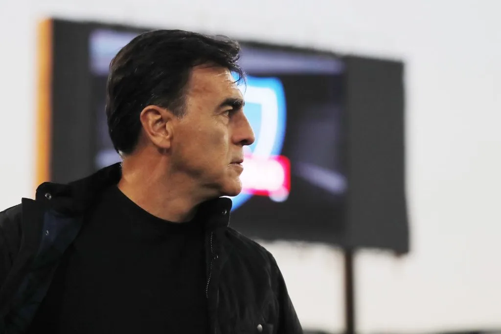 Gustavo Quinteros tuvo un 60,39% de rendimiento en su primer paso por Colo Colo. | Foto: Photosport.