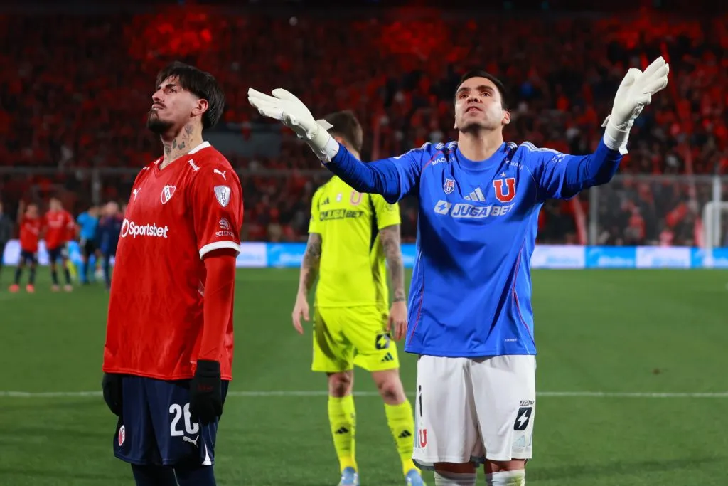 Cristopher Toselli jugó algunos minutos en el partido cancelado de la U ante Independiente. (Javier Vergara/Photosport).