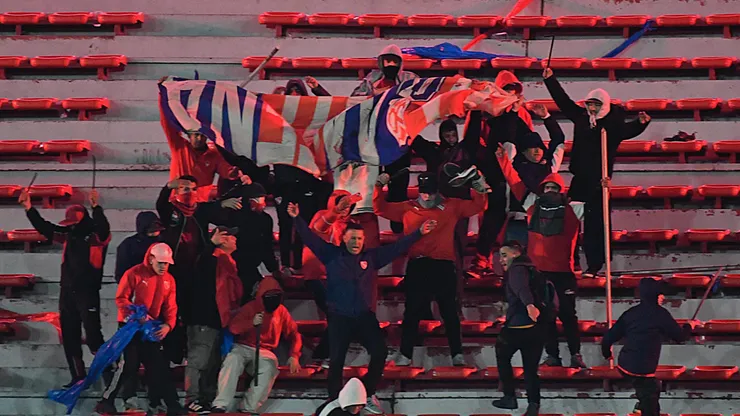 Allanan casas de hinchas de Independiente imputados: no encontraron a ninguno