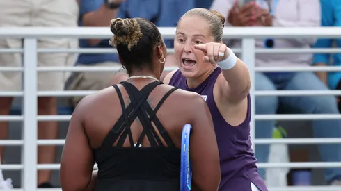 Tenso cruce entre Jelena Ostapenko y Taylor Townsend en el US Open.