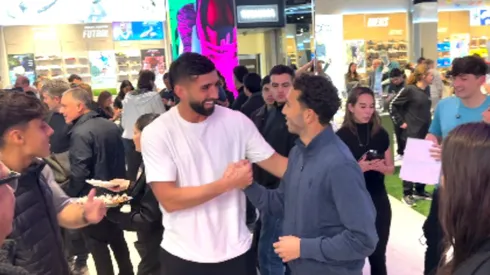 Amor y Cimbi Cuevas en la tienda Skechers