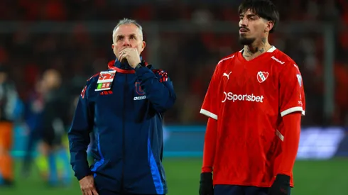 Gustavo Álvarez denunció hechos en la cancha de Independiente.