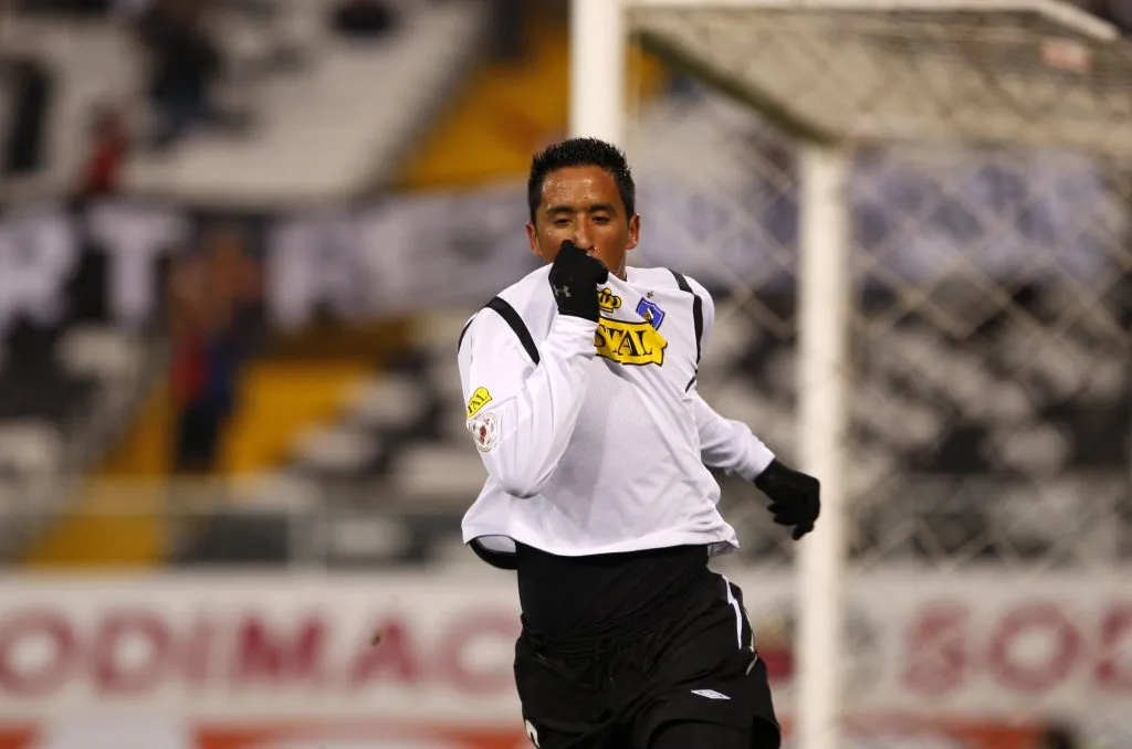 Lucas Barrios fue un emblema del Cacique los años 2008 y 2009. (Foto: Andrés Pina/PHOTOSPORT)