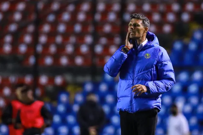 Fernando Ortiz llegará a la banca de Colo Colo sin haber ganado ningún título. | Foto: Getty Images.