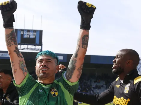 El inédito objeto que le lanzaron al Mono Sánchez: ¡Esto hizo!