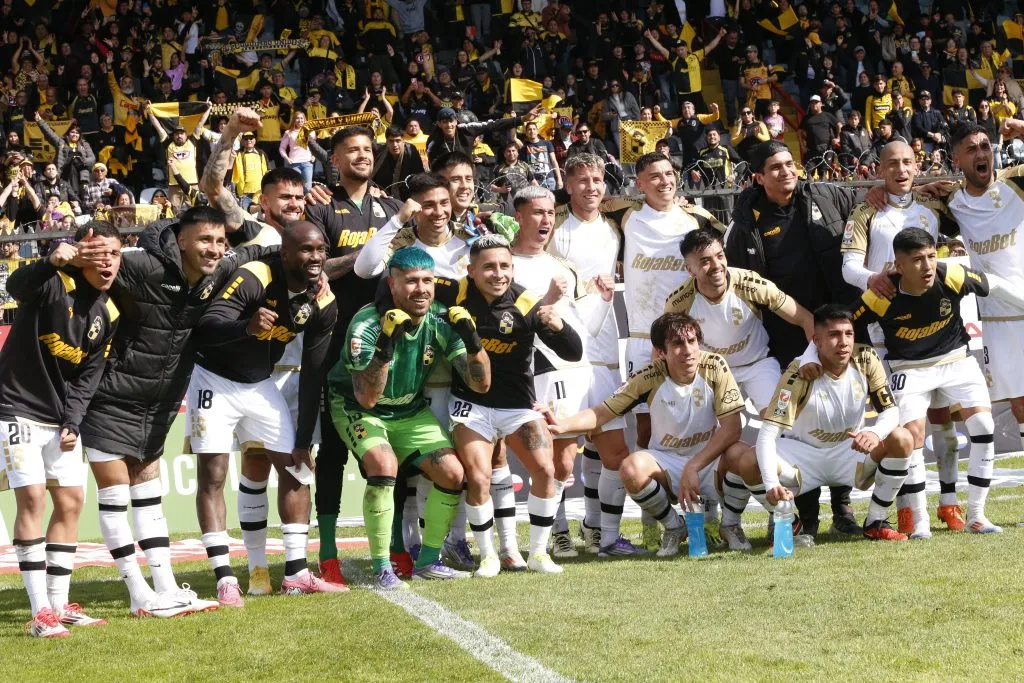 Coquimbo Unido sacó 14 puntos de ventaja en la cima del torneo. | Foto: Photosport.