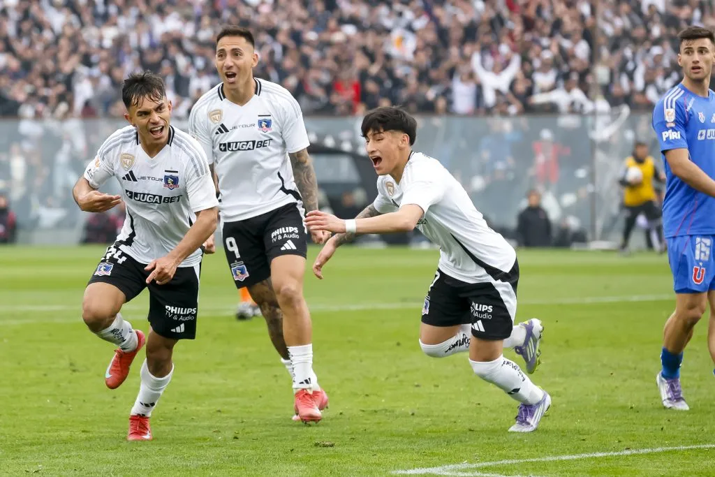 Marchant y Correa gritan el gol de Vicente Pizarro. (Pepe Alvujar/Photosport).