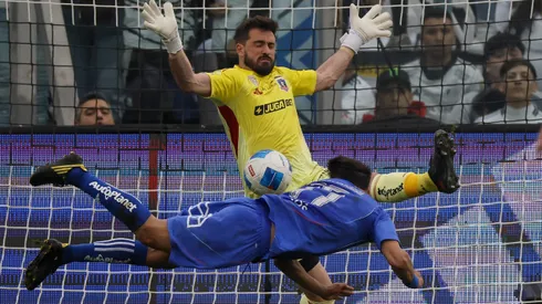 Fernando de Paul tuvo esta tapada ante Fabián Hormazábal.