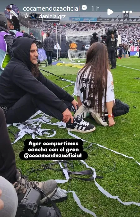 Coca Mendoza en la cancha del Monumental