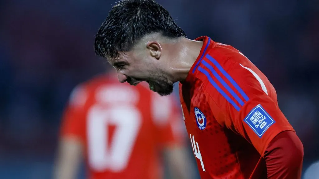 Felipe Loyola es la gran duda de Chile ante Brasil y Uruguay.