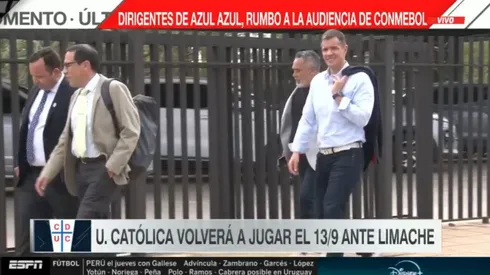 La dirigencia de la U arribó a la Conmebol en Paraguay.