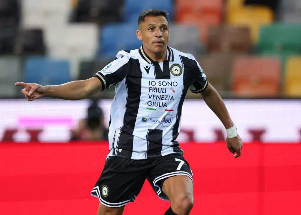 El jugador nacional dejó el Udinese tras una compleja temporada en donde no sumó goles ni asistencias./Getty Images)