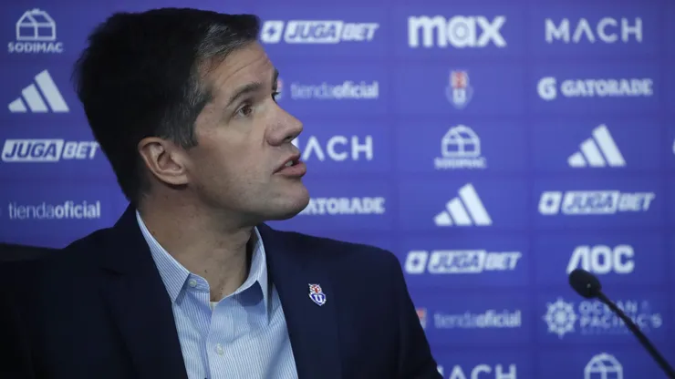 Michael Clark, el presidente de Azul Azul, fue interpelado directamente por el periodista Igor Ochoa.