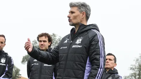 Fernando Ortiz comenzó su ciclo en Colo Colo con un inesperado regreso.