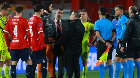 Caszely advierte a la U con lo que pueda pasar con los argentinos.