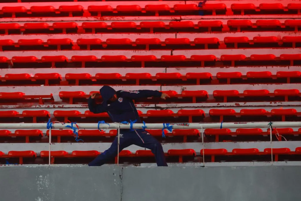 Independiente y la U recibirían fuertes castigos. Foto: Javier Vergara/Photosport