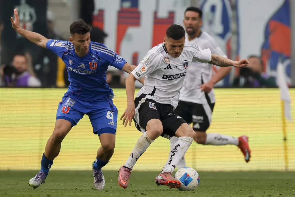 Colo Colo y Universidad de Chile deberían verse las caras por la Supercopa 2025 el domingo 14 de septiembre en el Estadio Monumental. | Foto: Photosport.