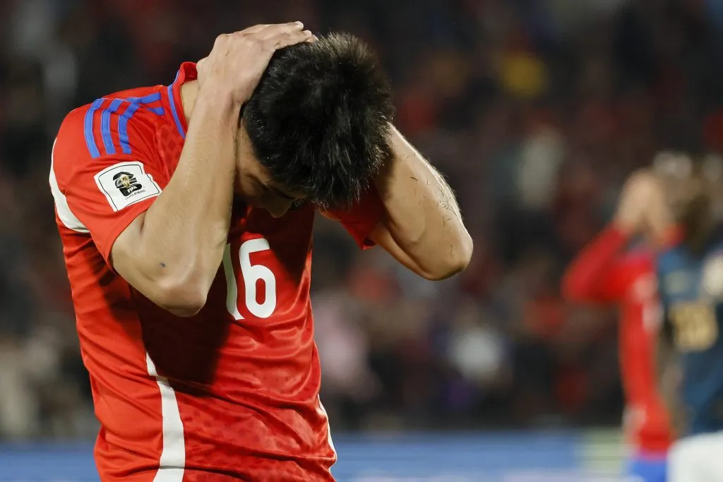 Darío Osorio no estará contra Brasil ni Uruguay. (Andres Pina/Photosport).