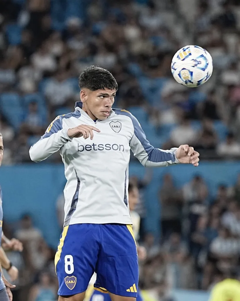 Aseguran que Palacios fue apretado por la hinchada de Boca Juniors