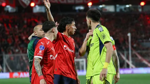 U de Chile e Independiente esperan por el fallo de la Conmebol