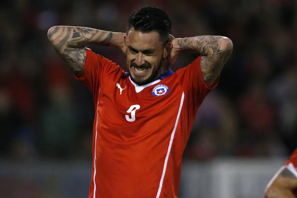 ¿Se le habrá pasado la caña? Pinilla revela el maga carrete que se pegó con Ronaldinho.