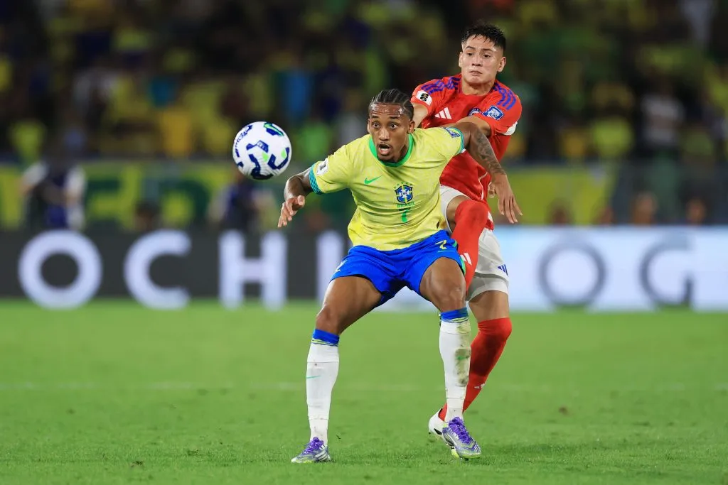 Iván Román logró destacar a pesar de la dura derrota de la selección chilena. | Foto: Photosport.