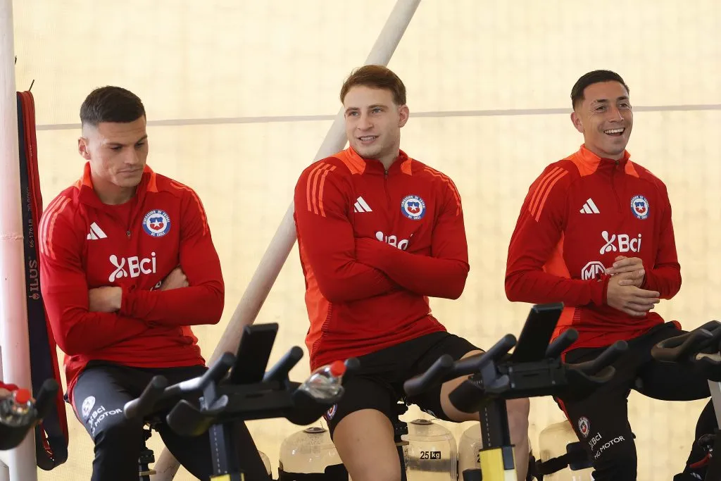 Bruno Barticciotto se recupera de sus molestias y vuelve en Chile para el choque con Uruguay. Foto: Comunicaciones FFCh.