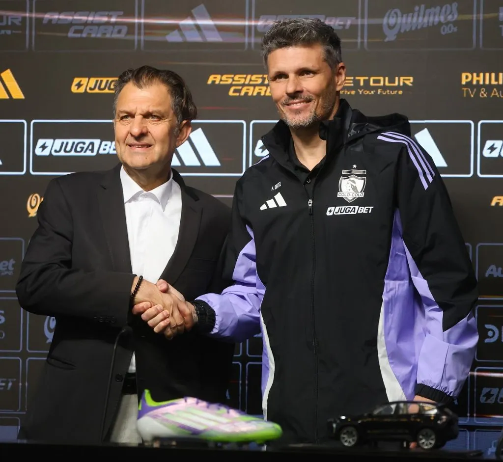 Fernando Ortiz es presentado como nuevo entrenador de Colo Colo (Photosport).