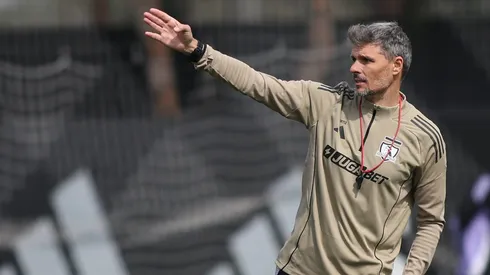 Fernando Ortiz prueba fórmulas en Colo Colo.