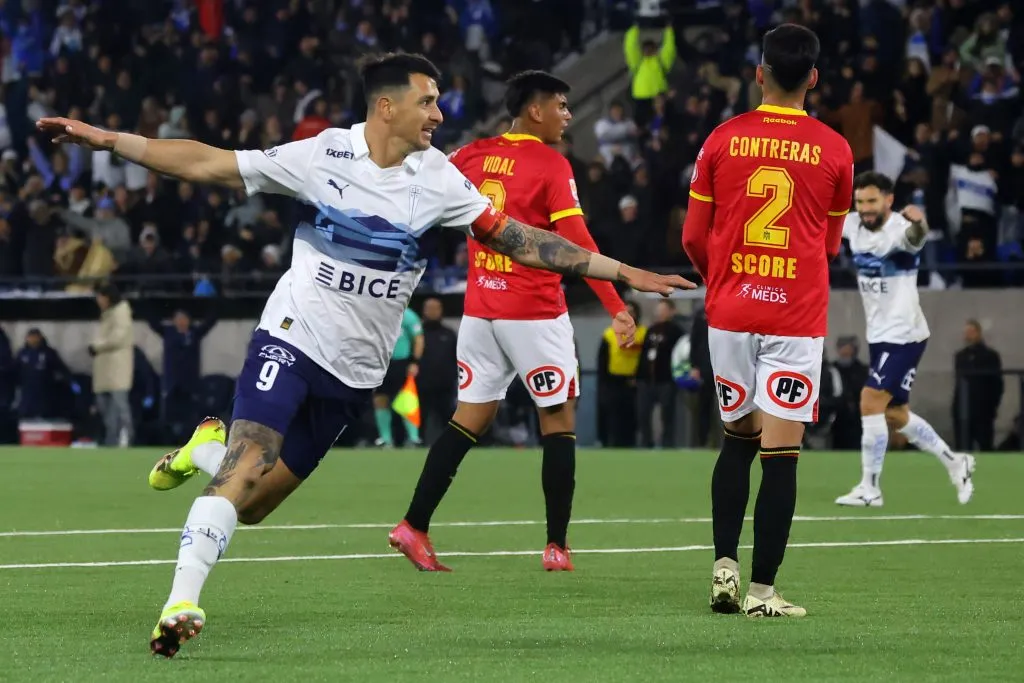 Fernando Zampedri es el goleador del actual campeonato con 11 tantos/Photosport